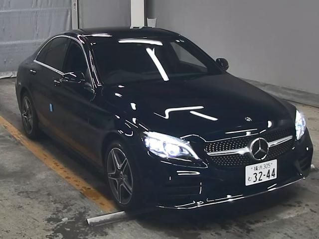 338 Mercedes benz C class 205077 2018 г. (ZIP Tokyo)